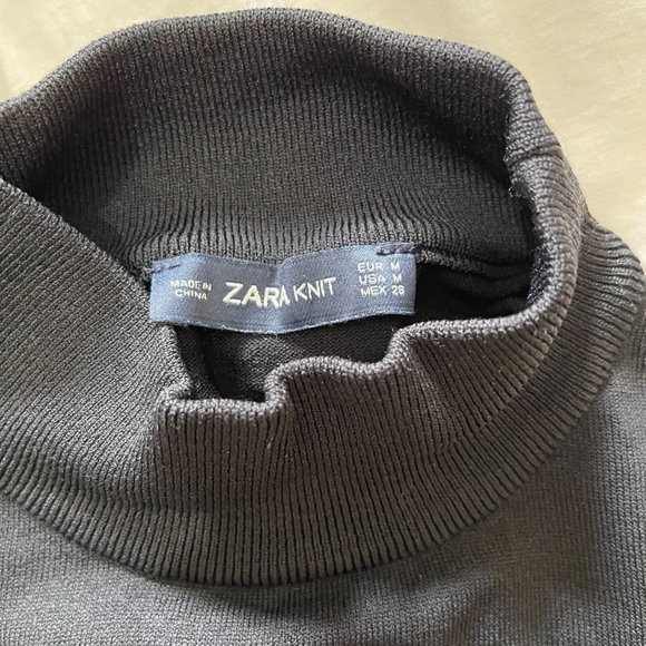 Black Zara Mesh-Sleeve Top - Picture 2 of 4